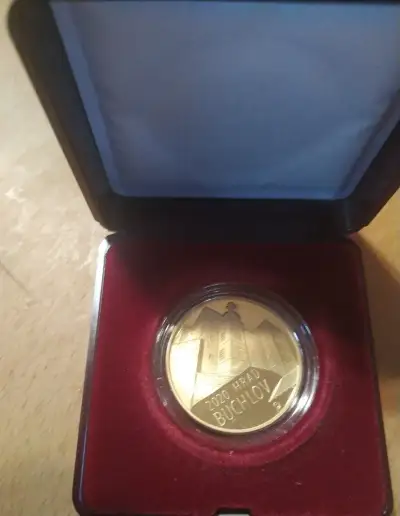 Zlatá mince ČNB hrad Buchlov proof