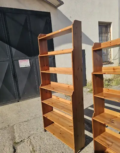 KNIHOVNY IKEA LEKSVIK