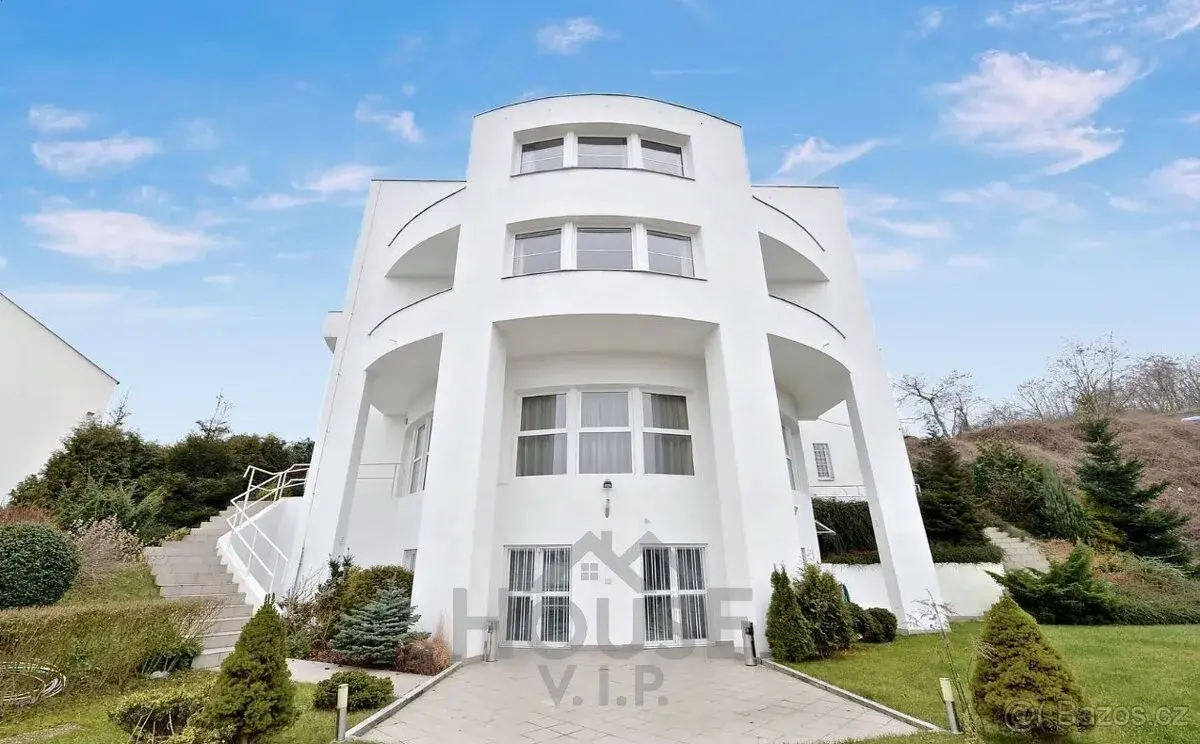Pronájem vily, 839 m², Praha 5 - Smíchov., ev.č. 01300