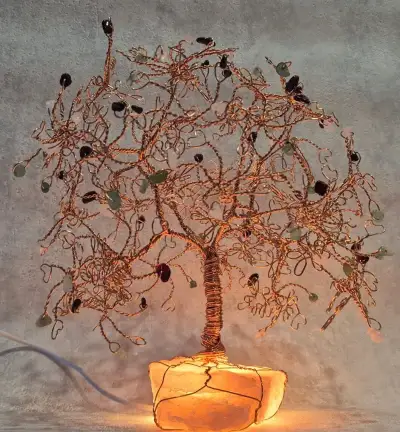 Led lampička z růženínu pro harmonizaci srdeční čakry