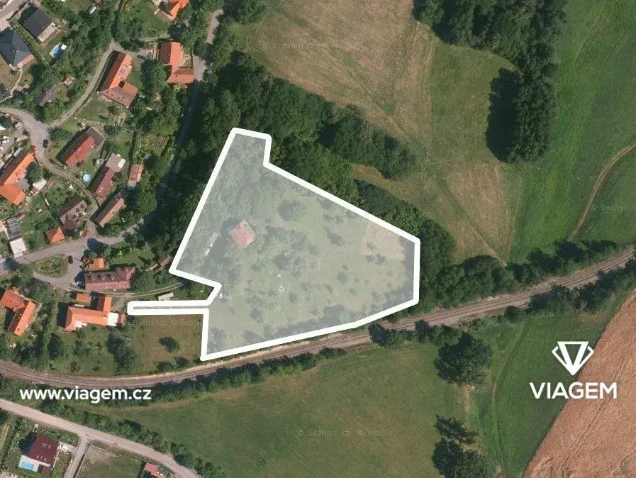 Stavební - bydlení 10 872 m², Podíl 6 % o výměře 680 m²