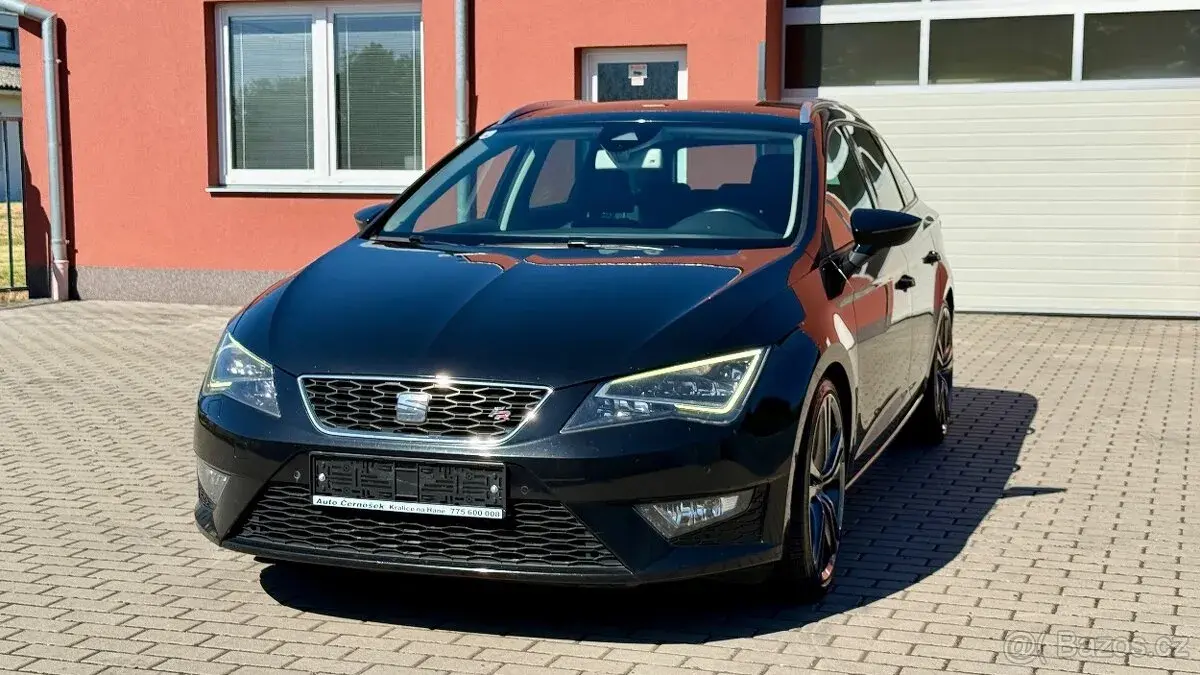 Seat Leon – 2015, 234 244 km