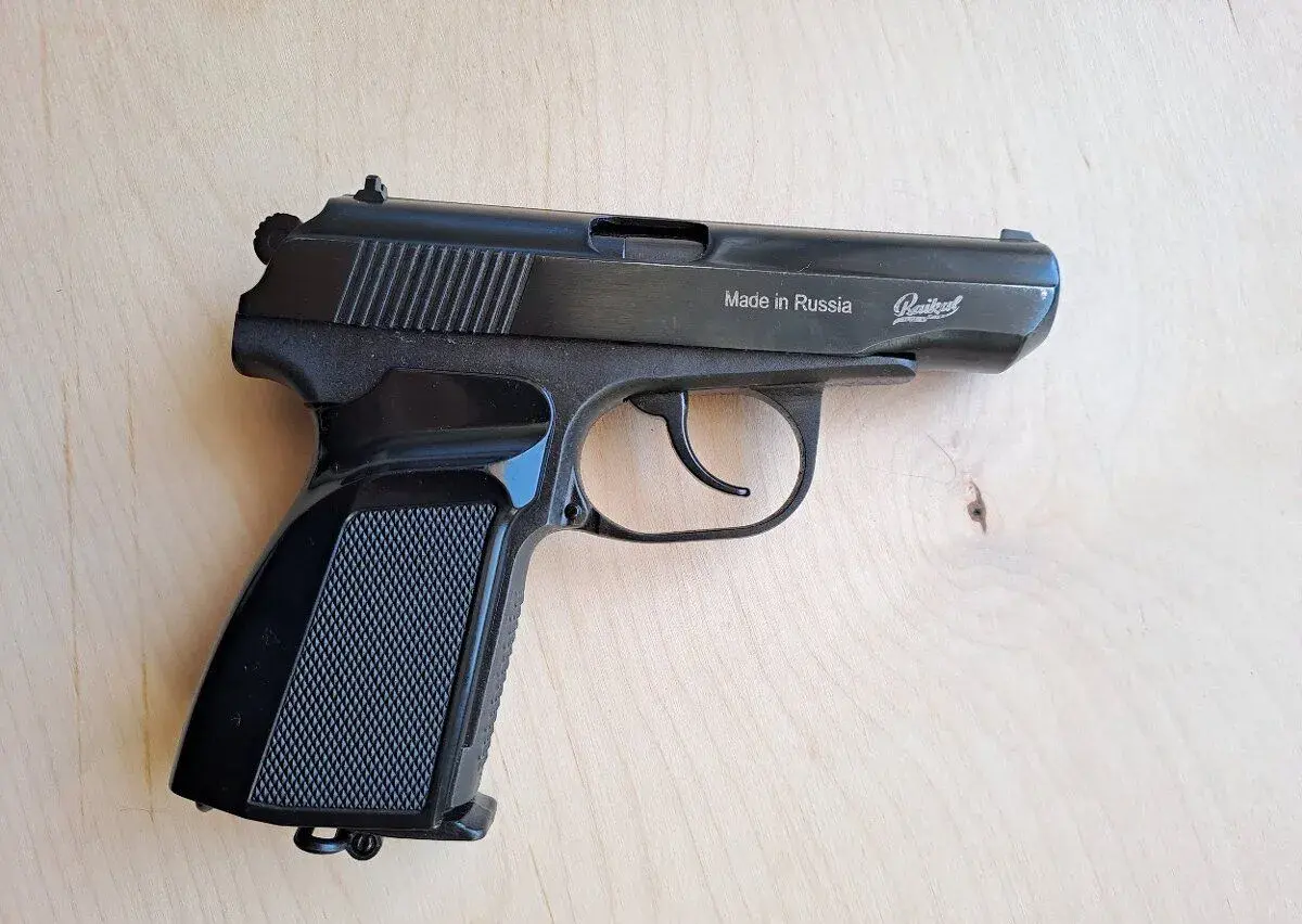Makarov Co2