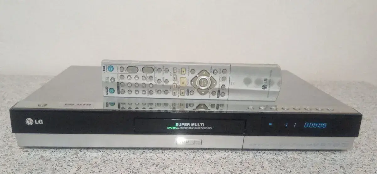 DVD/HDD rekordér LG-RH188H - HDMi