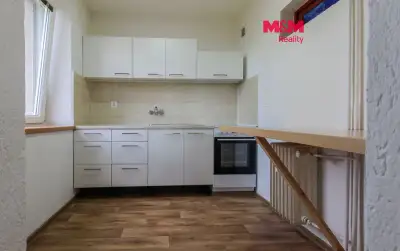 Pronájem bytu 2+1, 45 m2, OV, Holasovice - Loděnice