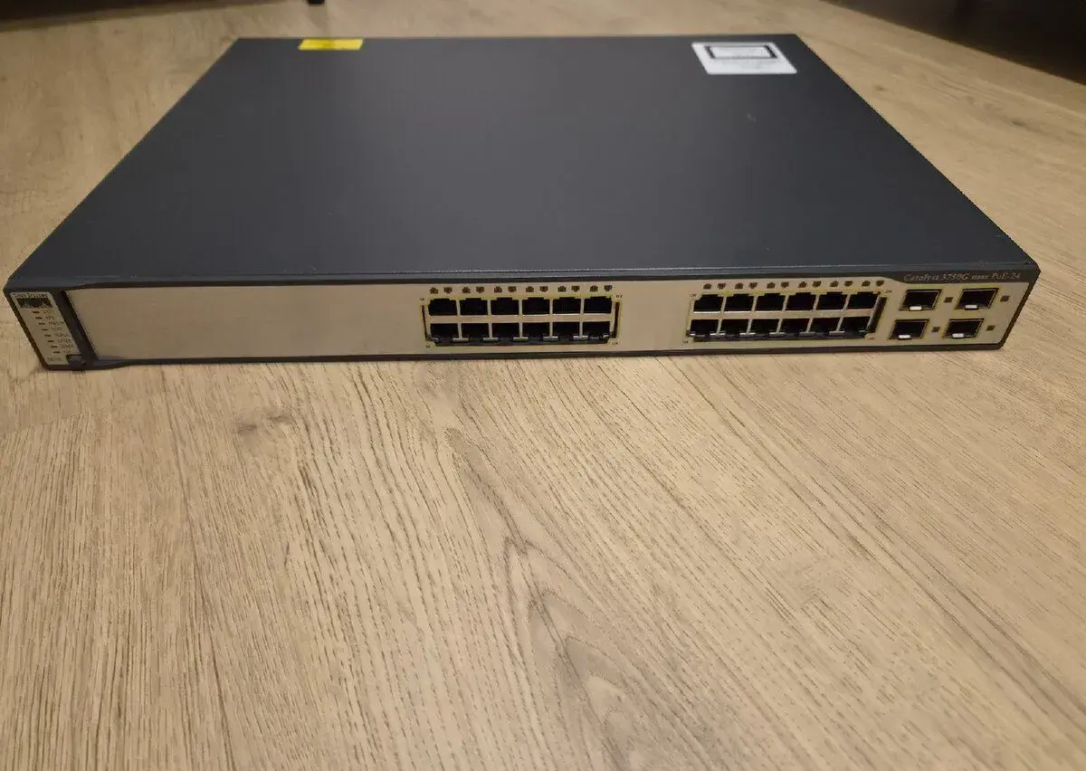 Cisco Gigabit POE switch 24 portu WS-C3750G-24PS-S