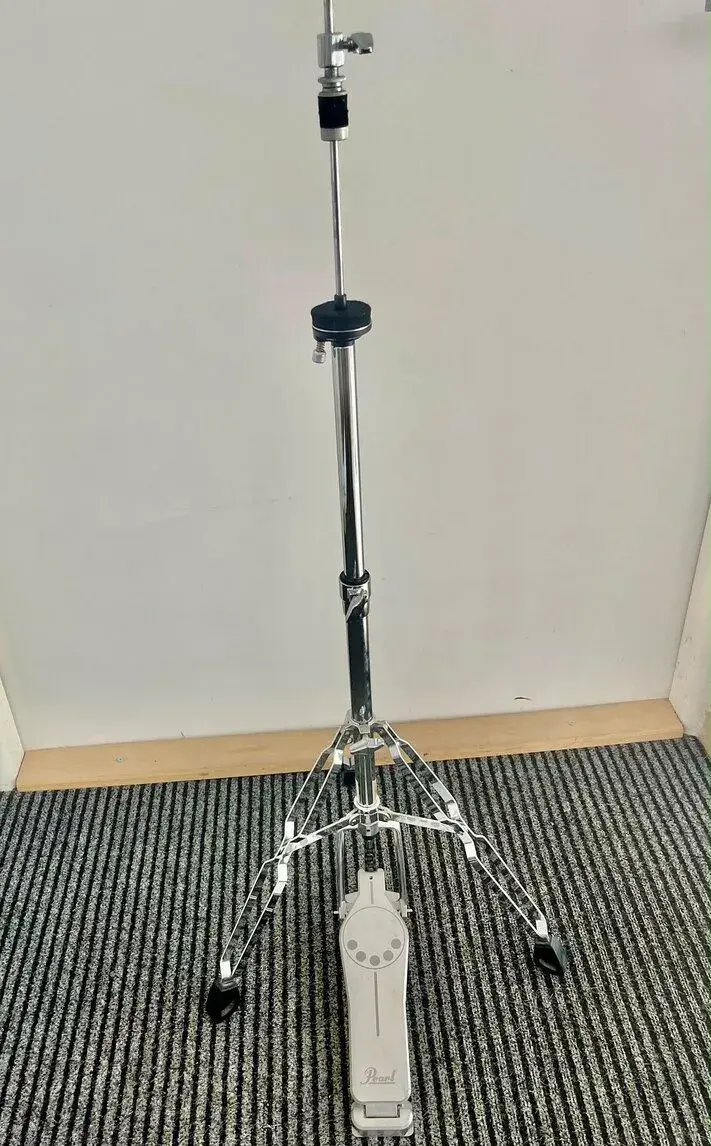 Pearl hi hat.