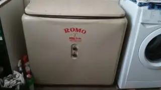 Retro pračku ROMO s odstředivkou