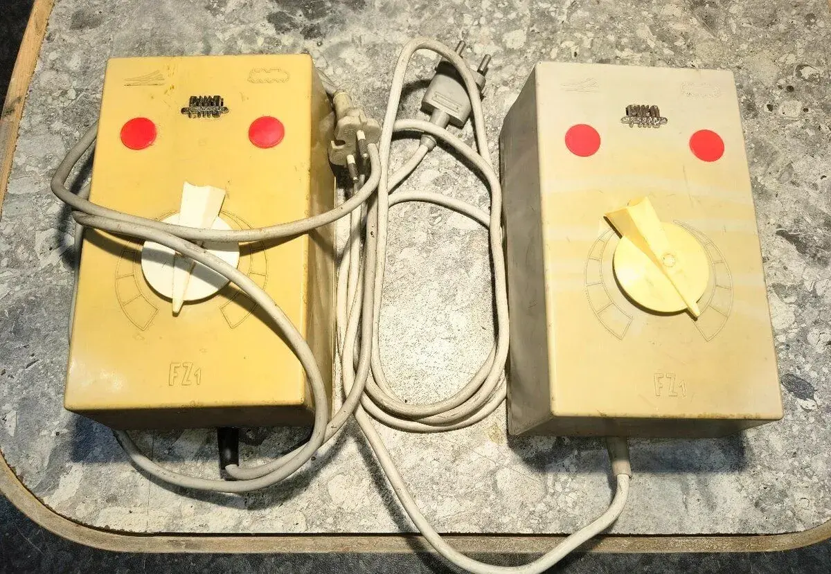 2x transformátor Piko FZ1