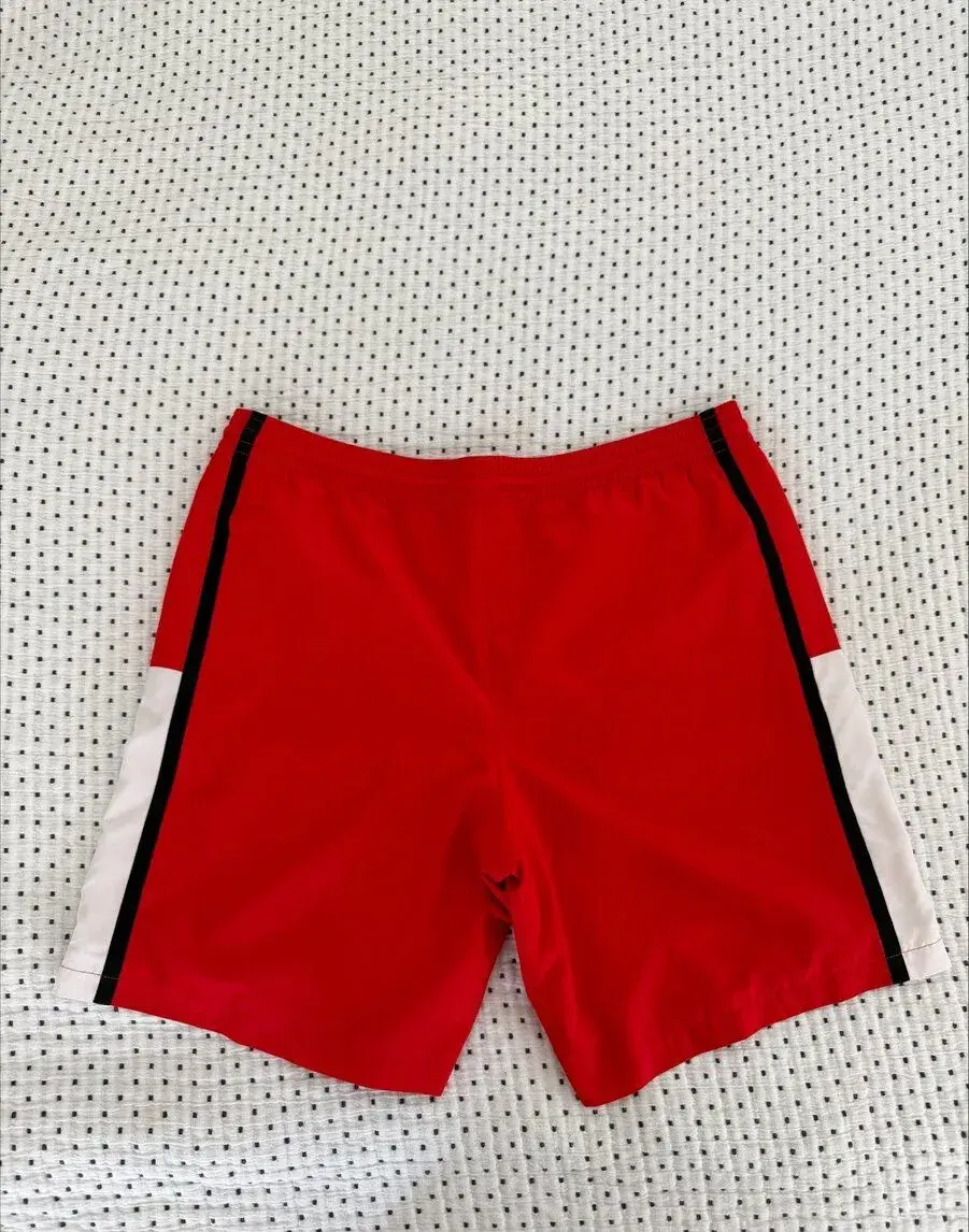 Sportovní kraťasy Lacoste