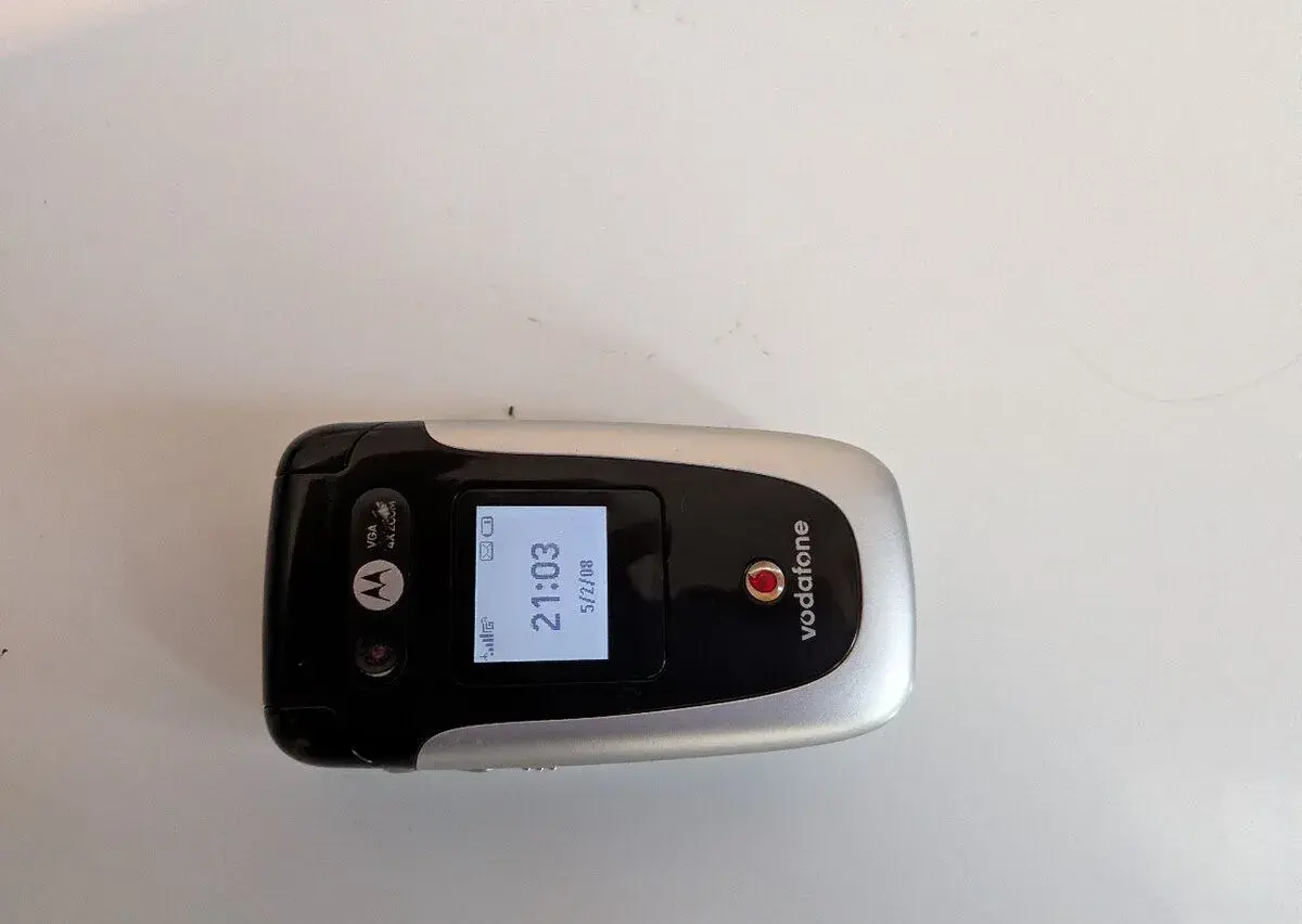 Motorola W360 - hudební stylovka z roku 2005