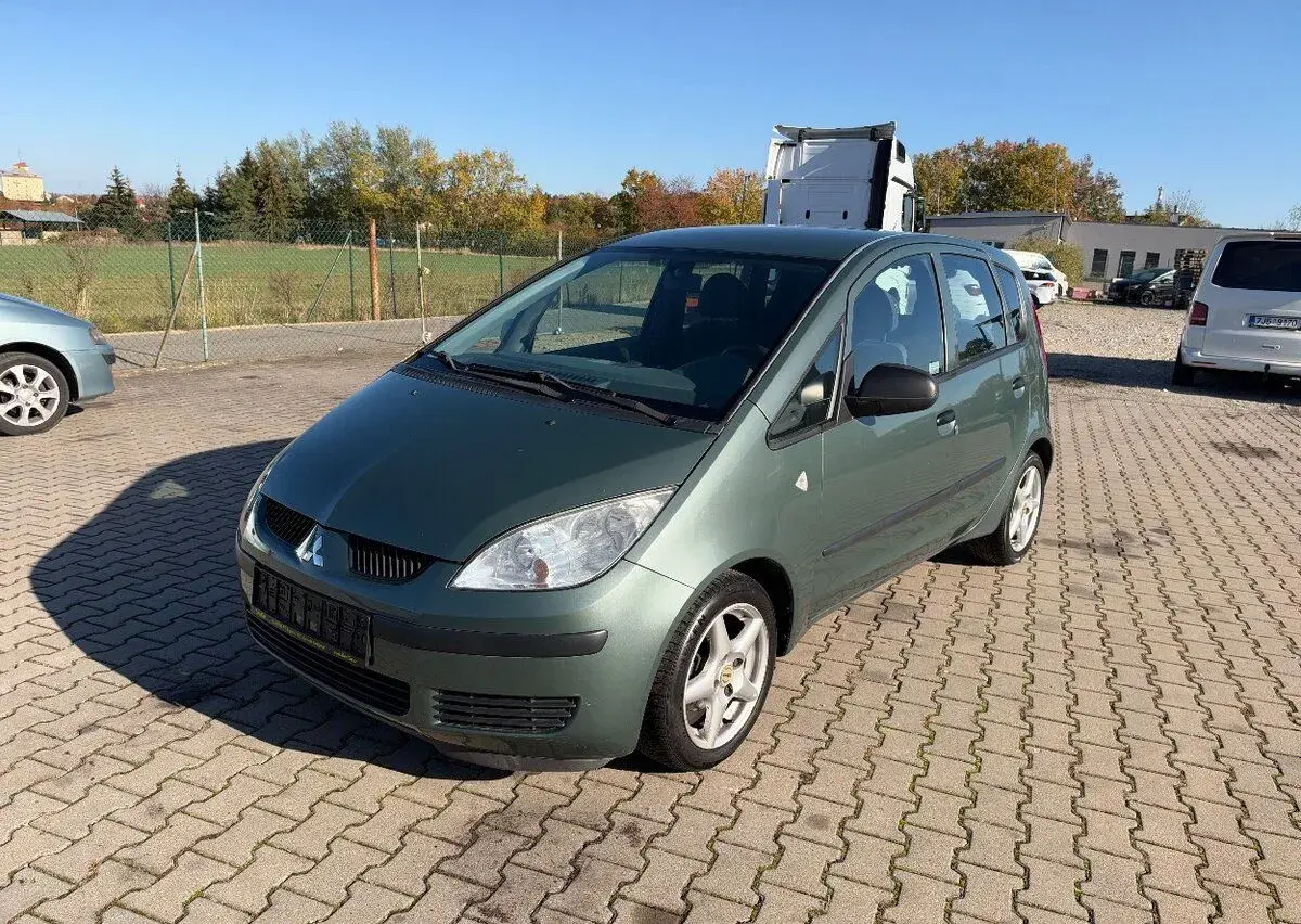 Mitsubishi Colt – 2006, 110 000 km