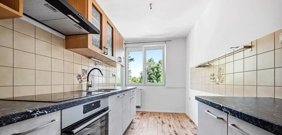 Pronájem prostorného bytu 3+1, 65 m² – Hradec Králové, Slezs