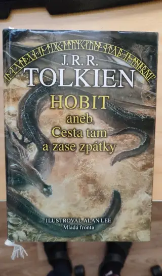 Tolkien Hobit s ilustracemi