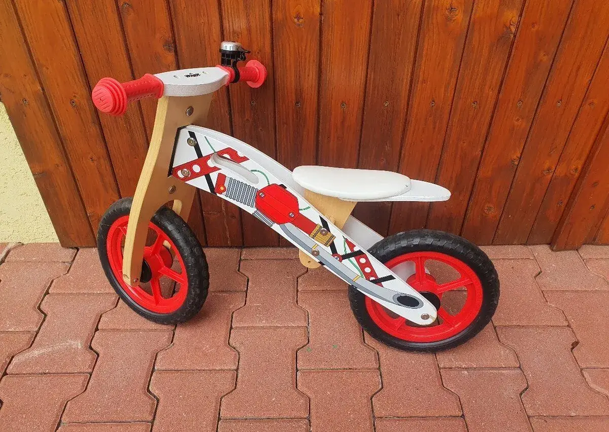 Odrážedlo pro děti - Wooden balance bike