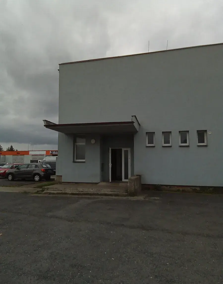 Pronájem skladu
