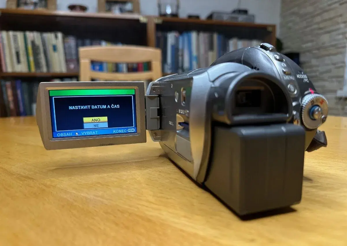Funkční kameru Panasonic AVCHD HDC-X1