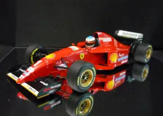 Ferrari 412t2 1996 Schumacher F1 Formule Minichamps 1/18