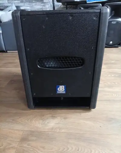 Aktivní subwoofer dB Technologies SUB 12D