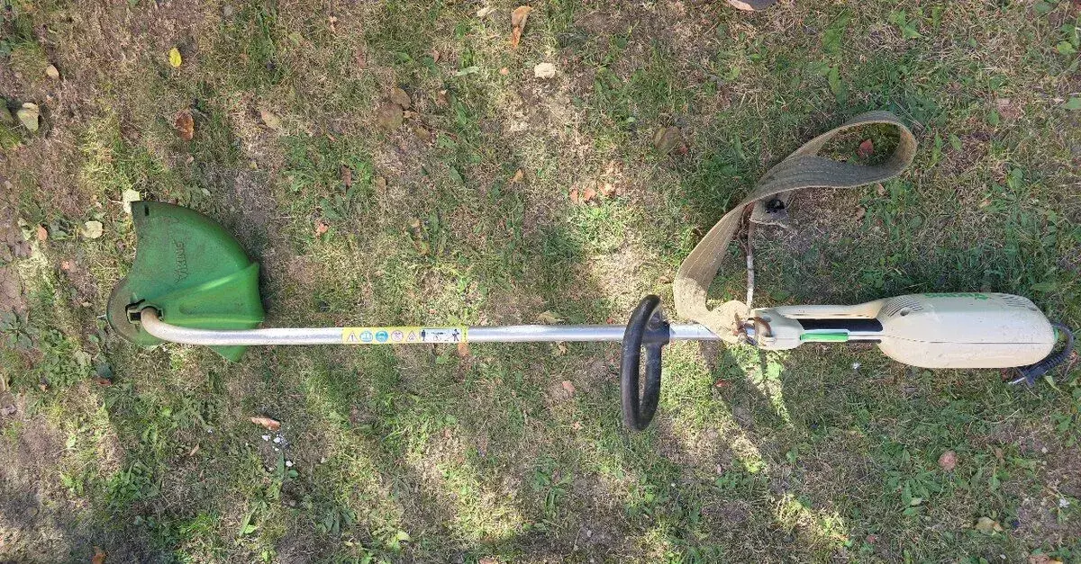 Elektrický vyžínač VIKING TE 700 (540W, STIHL) + popruh