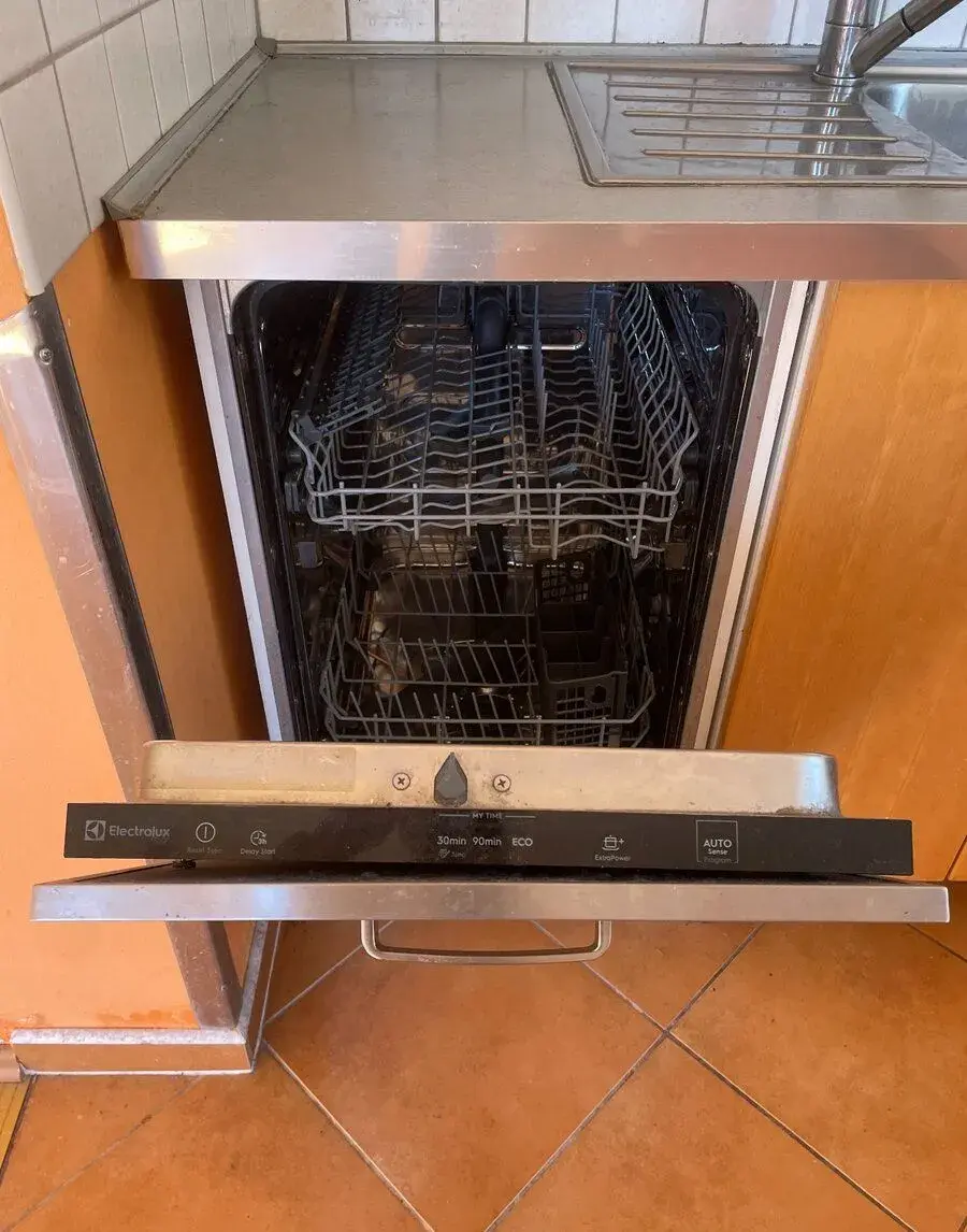 Myčka Electrolux 45cm