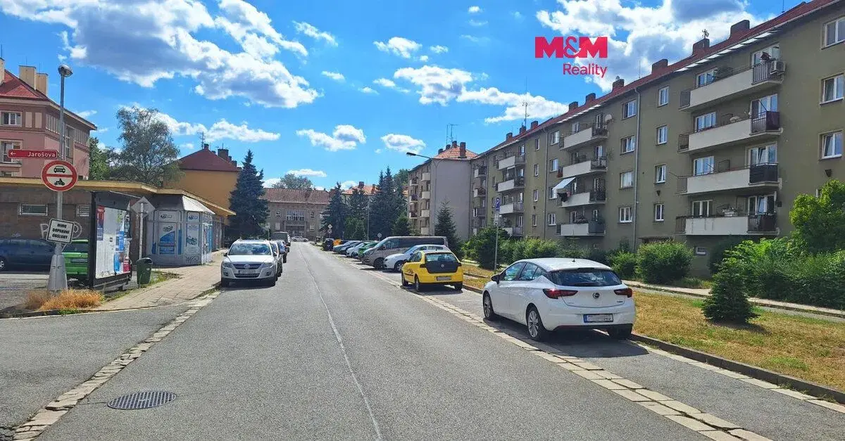 Prodej bytu 2+1, 60 m², Hradec Králové, ul. Ladova