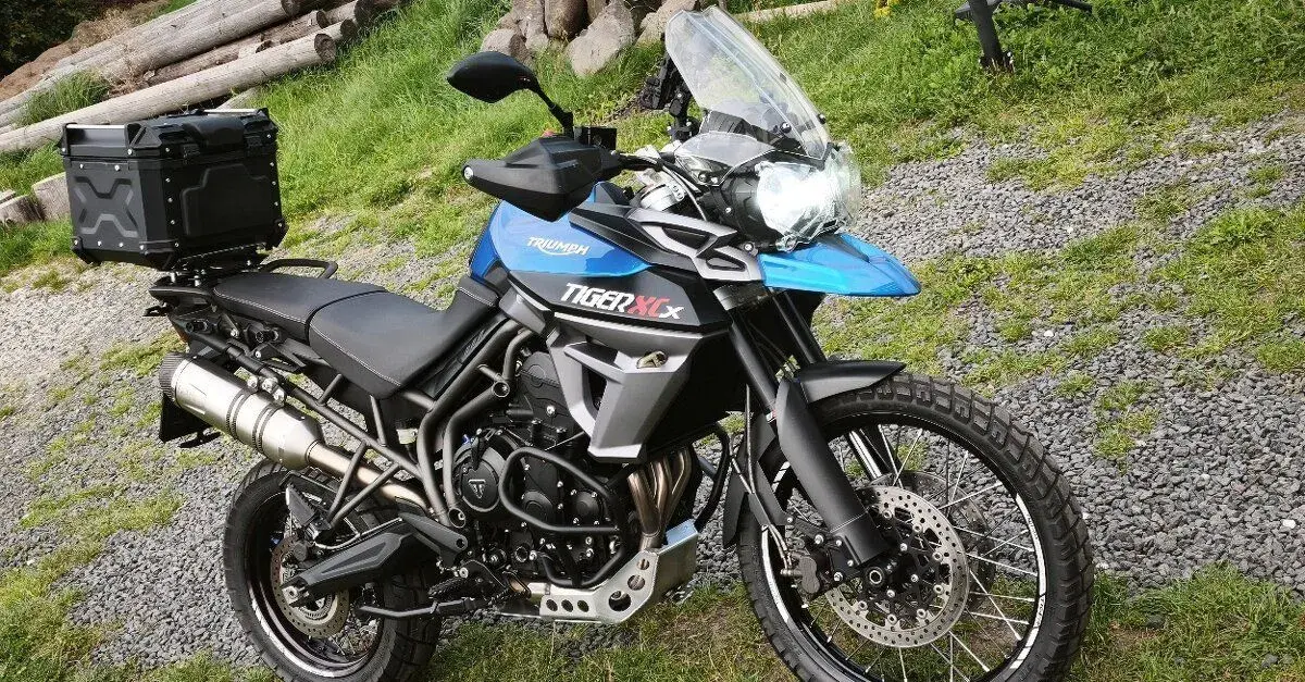Triumph Tiger 800 XCX