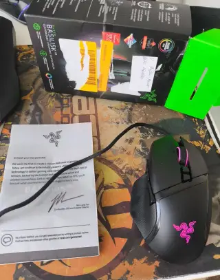 Razer Basilisk V3 (černá) zánovní - občas přeskakuje kolečko