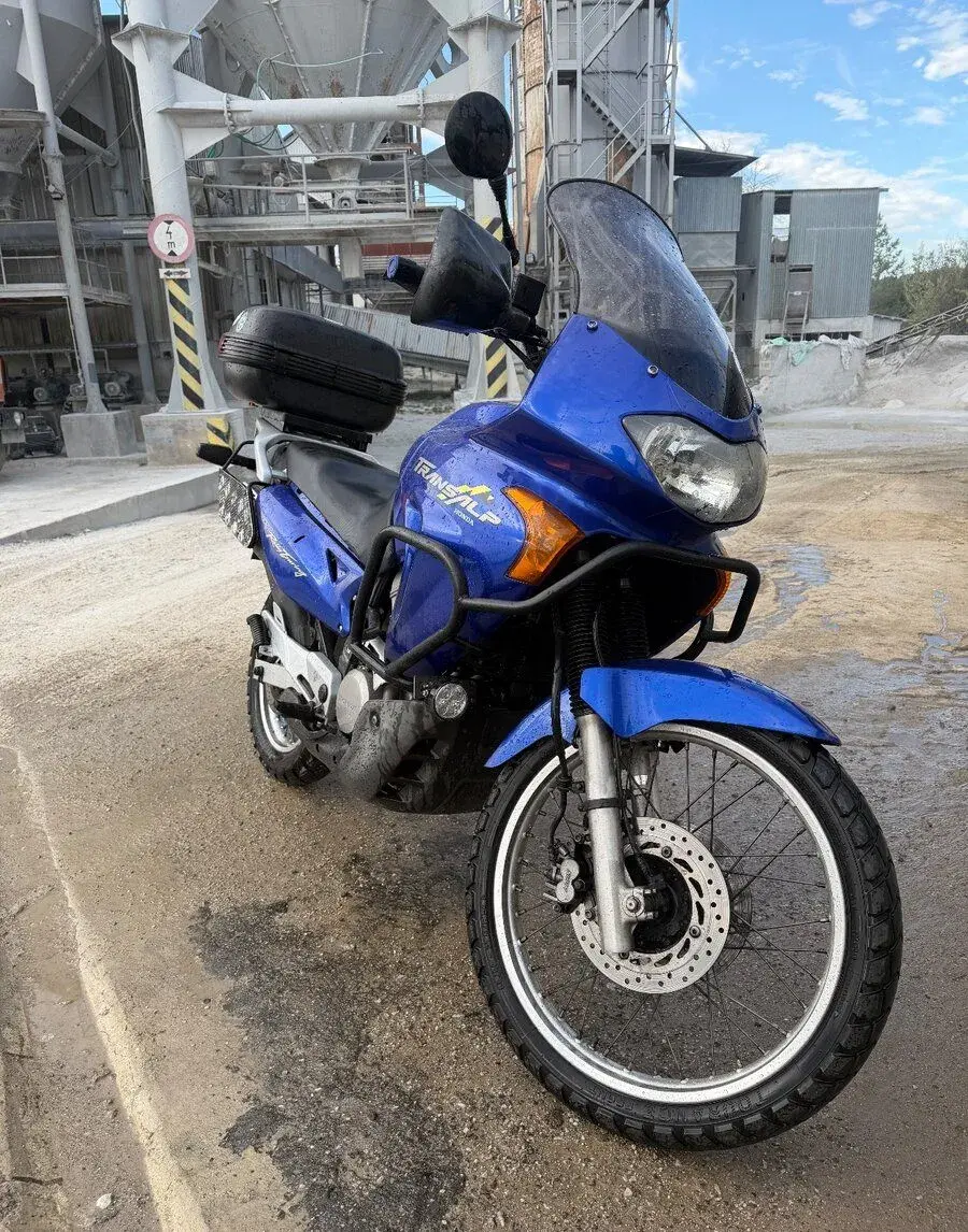 Honda Transalp XL650V
