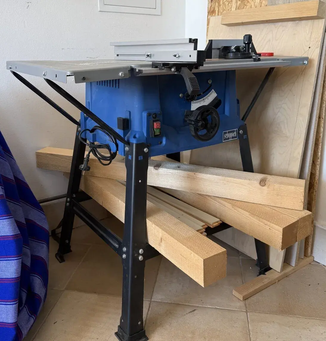 Scheppach HS100S Stolní okružní pila