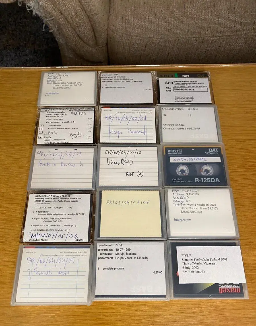 42× DAT kazety Maxell, Sony, BASF, Fuji – archivní nahrávky