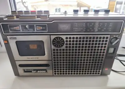 SHARP GF-6000H Stereo Radio Casette rok 1977