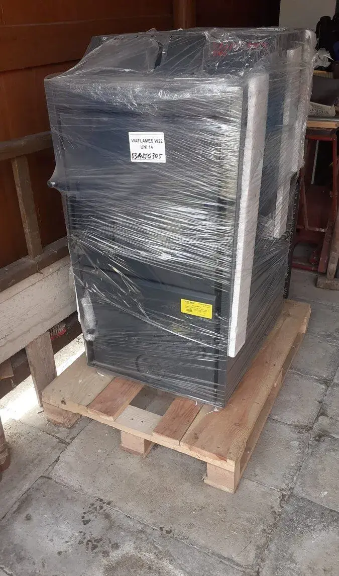 Viaflames W22 UNI 14 univerzální zplyňovací kotel 15 kW