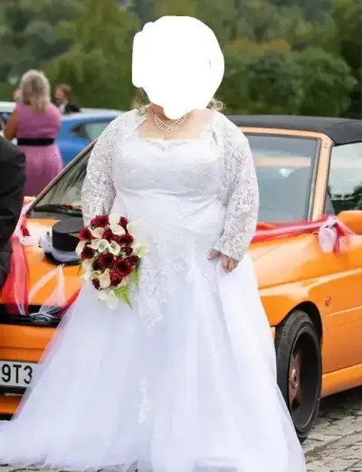 Svatební šaty plus size
