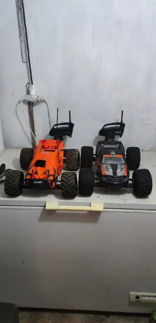 2x RC NITRO HPI bullet