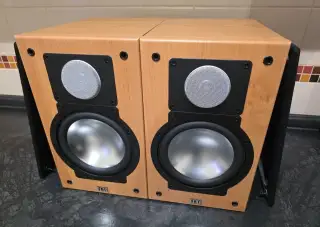 Skvelé regálové repro ELAC CL 82i