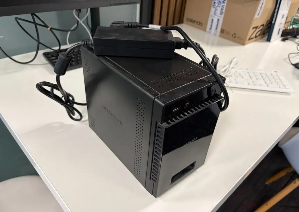 Netgear ReadyNAS RN204 – 4pozicový bez disků