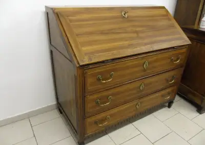 Starožitná komoda, klasicistní, barokní