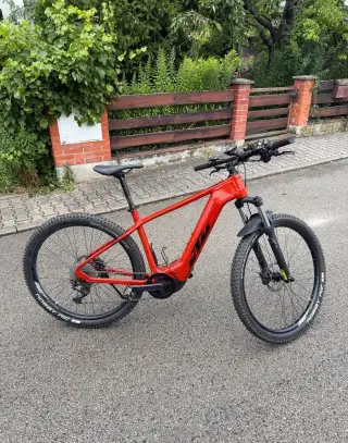 Elektrokolo KTM Macina Team 793