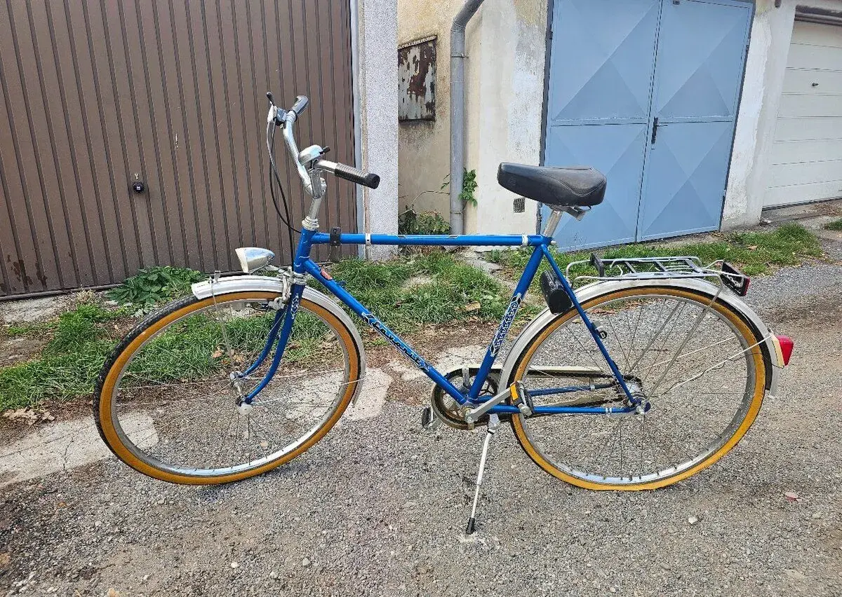 Stylové retro / městské kolo Favorit