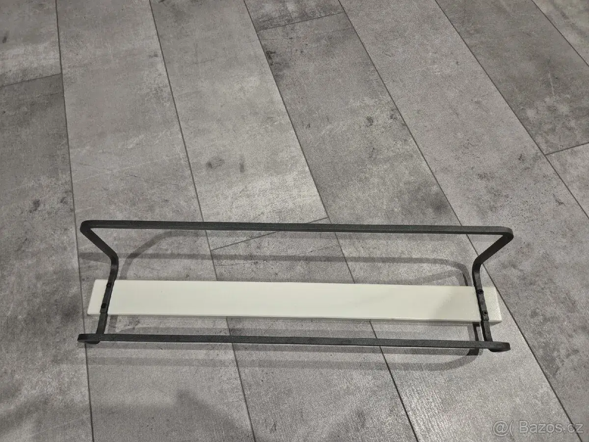 Držák na ručníky Ikea HJÄLMAREN