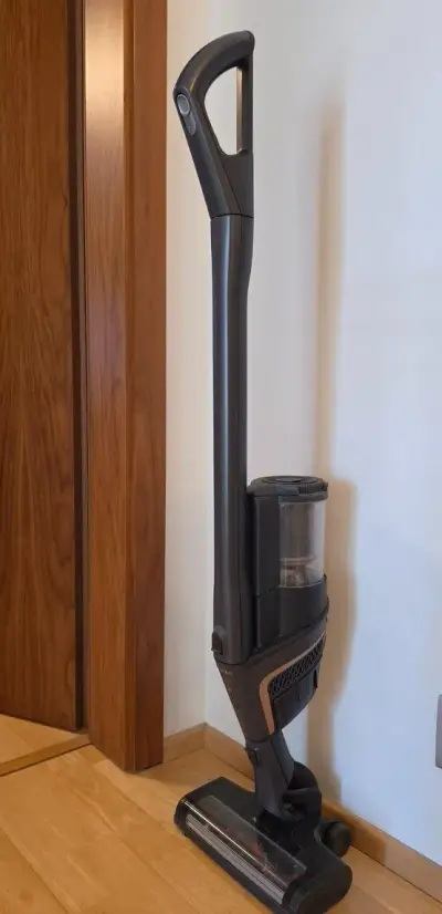 Aku tyčový vysavač Miele Triflex HX 1 PRO se 2 bateriemi