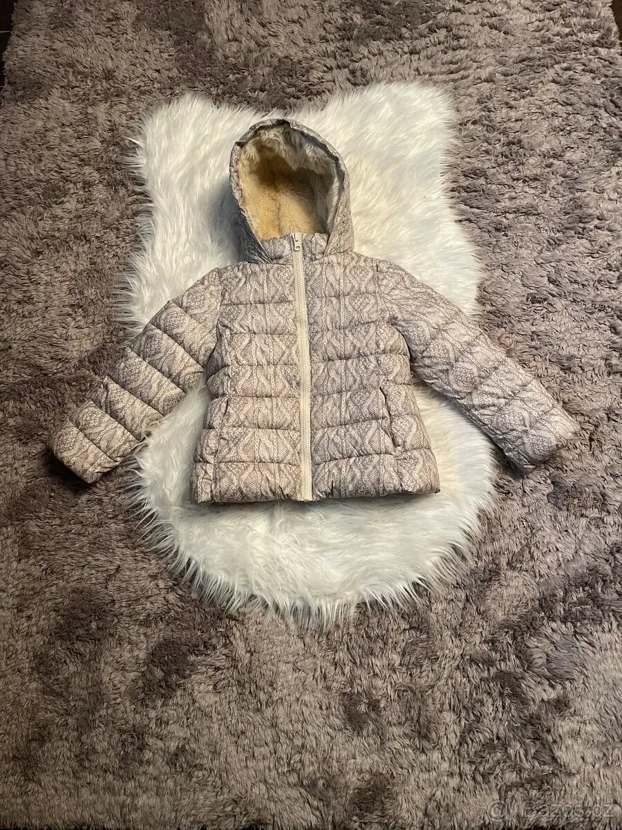 Dětská bunda zn. Benetton 6-7 let