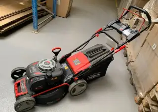 MS 225-53 E - sekačka s pojezdem a elektrostartem