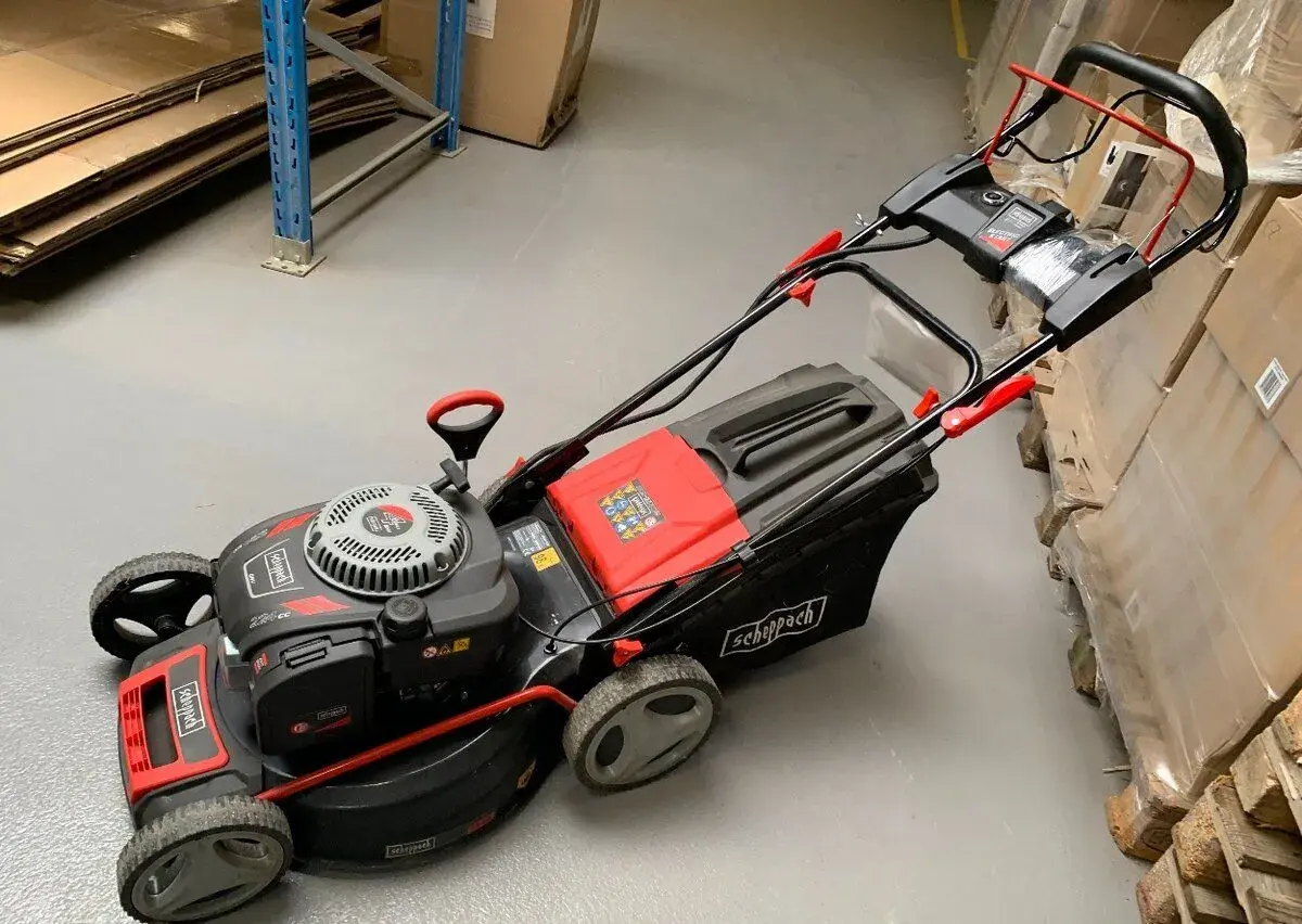 MS 225-53 E - sekačka s pojezdem a elektrostartem