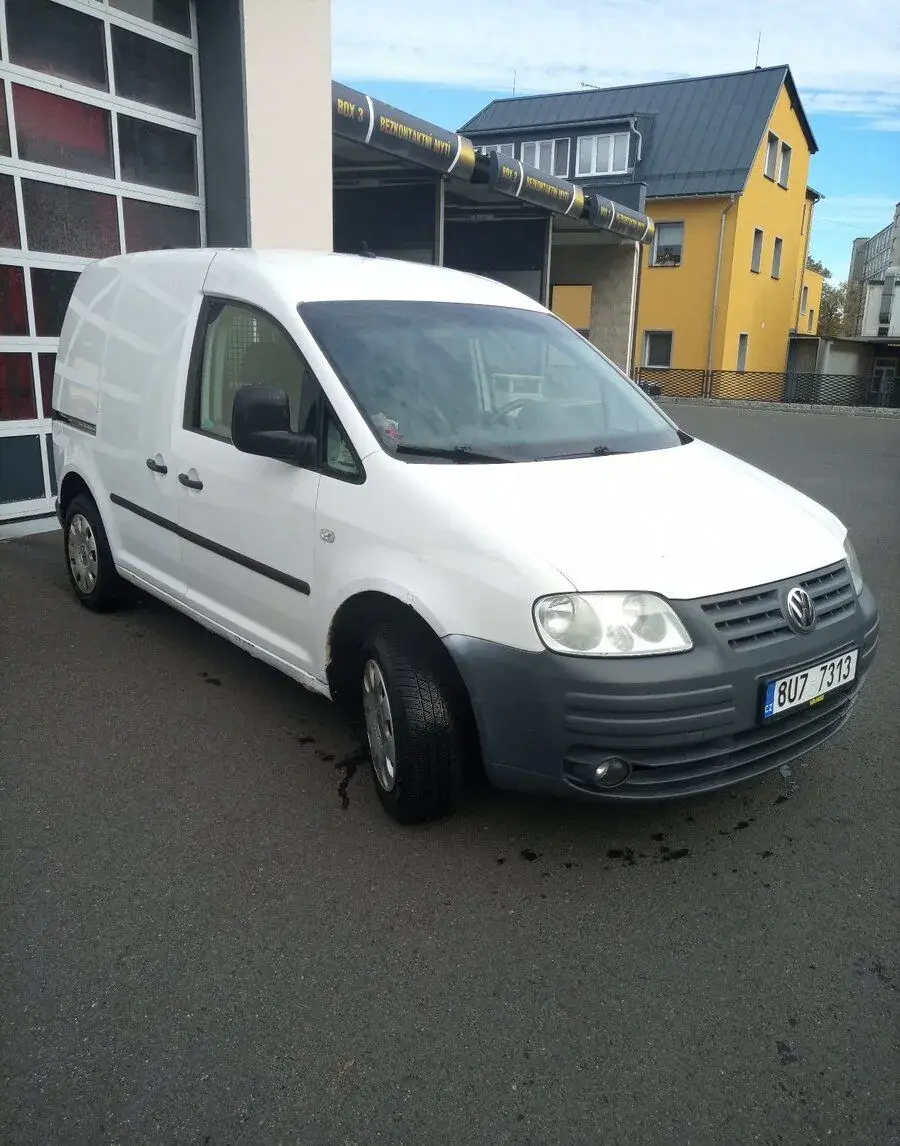 Volkswagen Caddy – 2027, 283 000 km