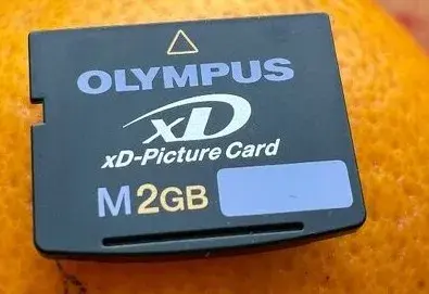 OLYMPUS xD karta 2 GB