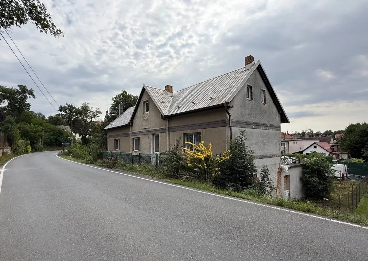 Prodej rodinného domu 380 m², pozemek 725 m² Horky nad Jizer