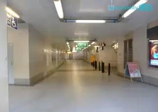 Pronájem, obchodní prostor, 51 m2, Praha 6, Evropská ulice