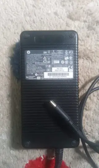 Napájecí zdroj, adaptér HP 230W pro notebooky 19V -11,8A